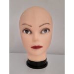 Tête de mannequin femme en plastique pour perruque