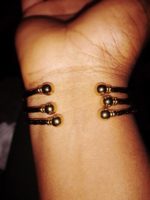 Lot de 3 bracelets en plaqué ( Ne noircit pas)