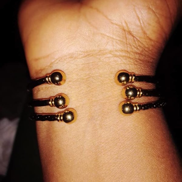 Lot de 3 bracelets en plaqué ( Ne noircit pas)