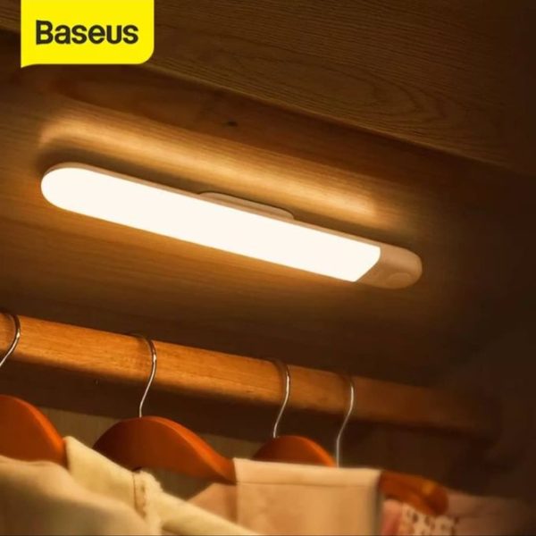 Lampe LED intelligente avec détecteur de mouvement PIR