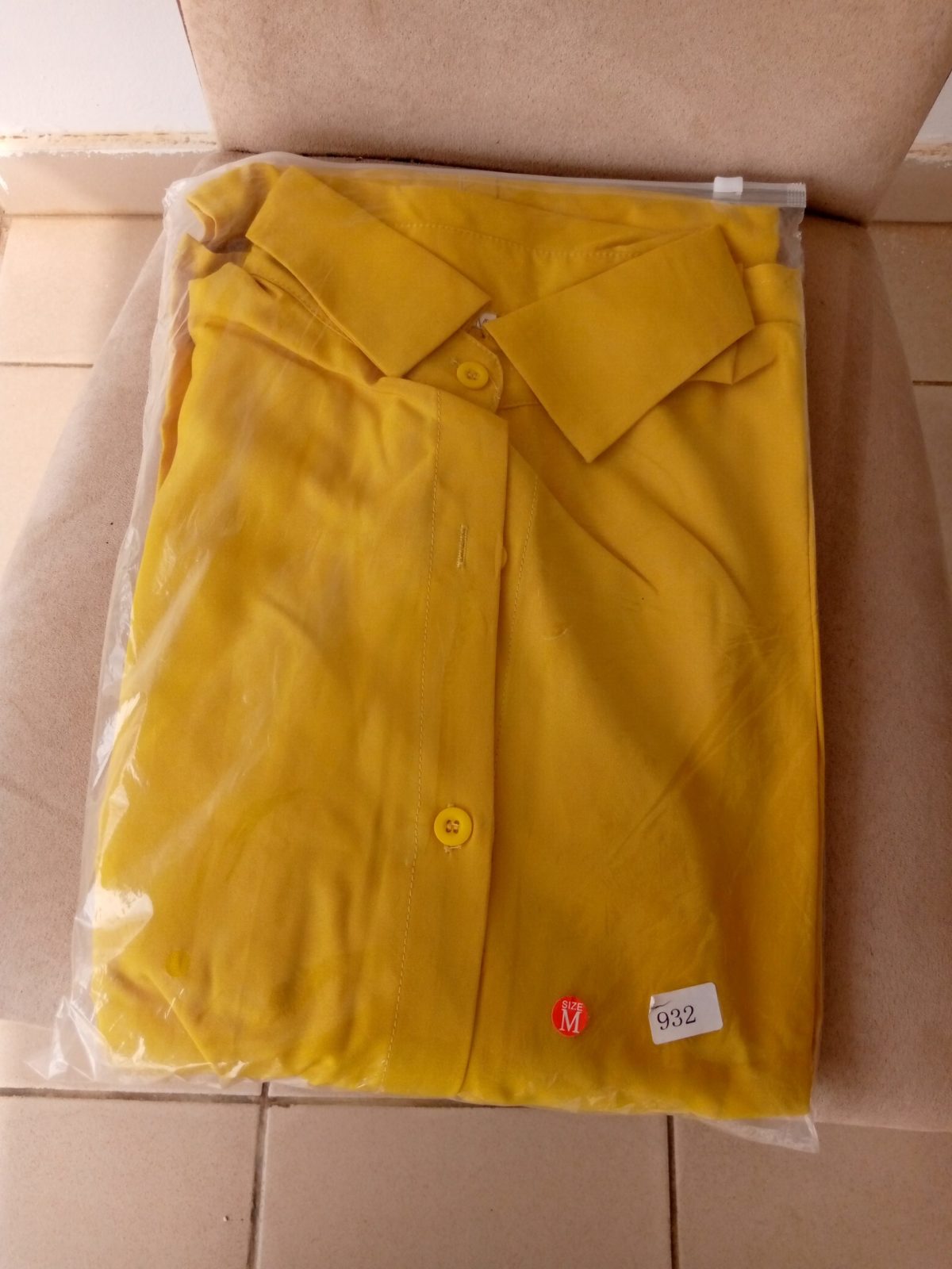 Robe chemise -manches longues- Jaune – Image 3
