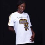 T-shirt Burkindi motif Afrique Bogolan à col rond - Blanc – Image 2