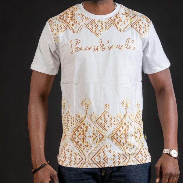 T-shirt Burkindi motif Kassena doré à col rond - Blanc