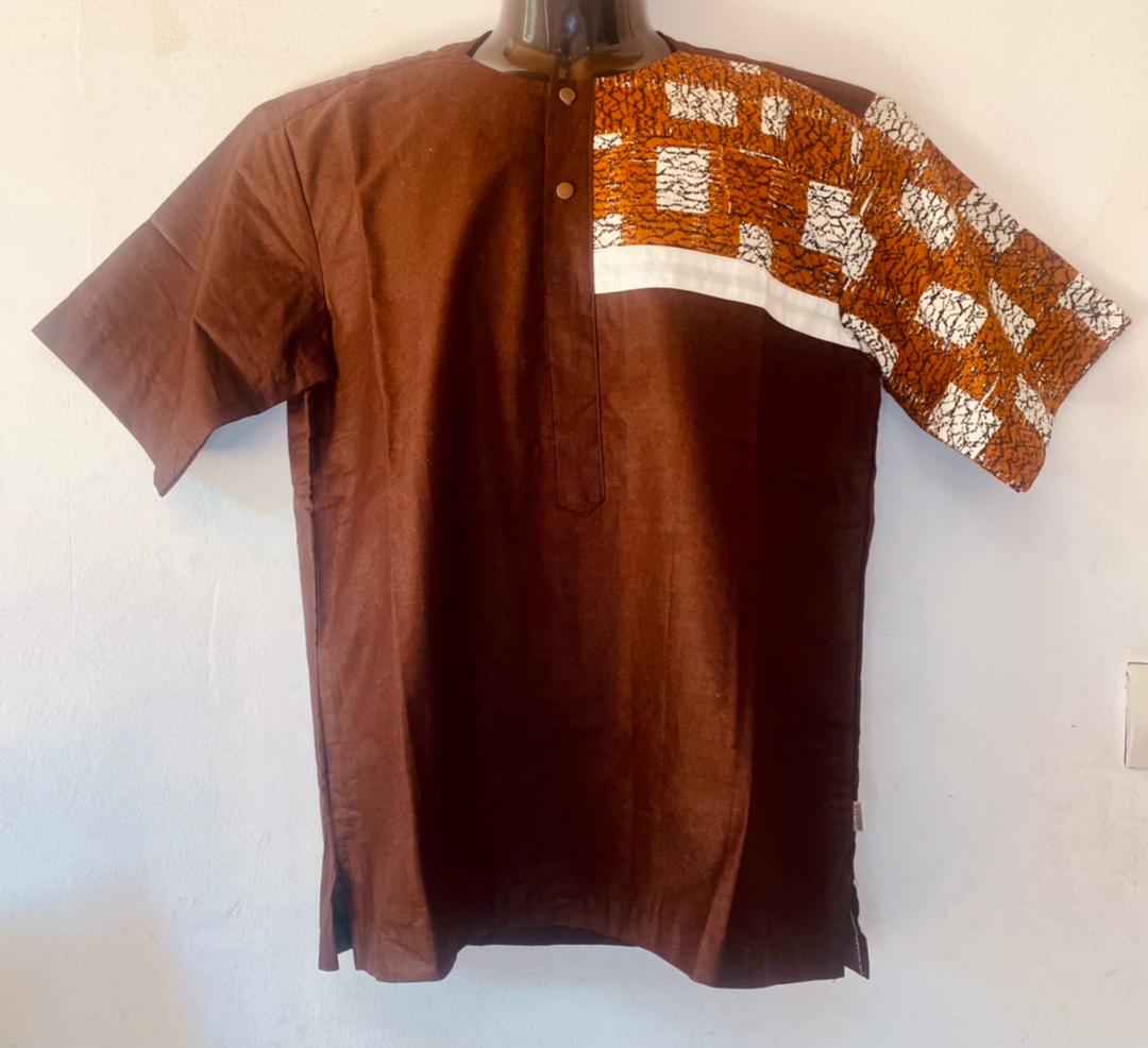 WhatsApp Image 2022-09-02 at 174118 1 Chemise Deux Tons aux manches courtes - Marron – Image 1