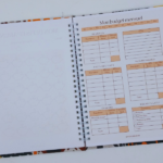 Budget planner à motif pagne - Marron – Image 5