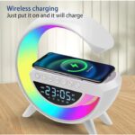Haut-parleur Bluetooth multifonction lumineux, réveil, chargeur sans fil, lampe RVB – Image 2